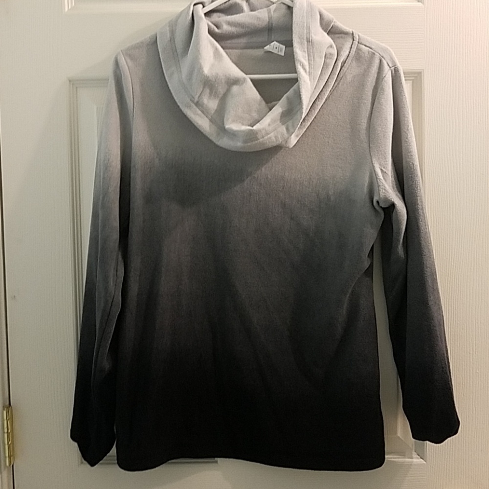 Athletic sweater